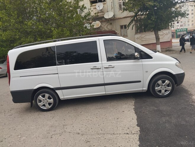 Mercedes Vito 111 2009, 242,000 km - 2.2 л - Bakı