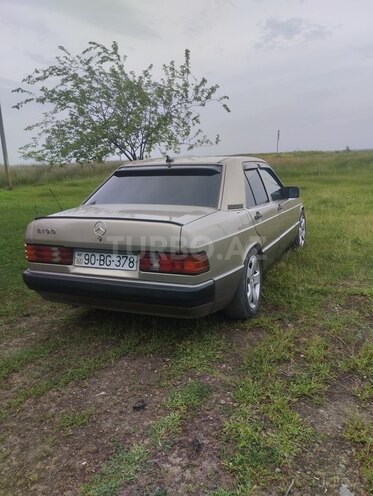 Mercedes 190 1990, 300,000 km - 2.0 л - Cəlilabad