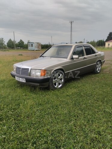 Mercedes 190 1990, 300,000 km - 2.0 л - Cəlilabad