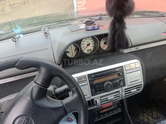Nissan X-Trail 2001, 30,000 km - 2.0 л - Lerik