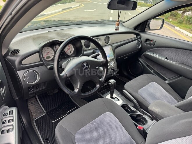 Mitsubishi Outlander 2002, 158,483 km - 2.4 l - Sumqayıt