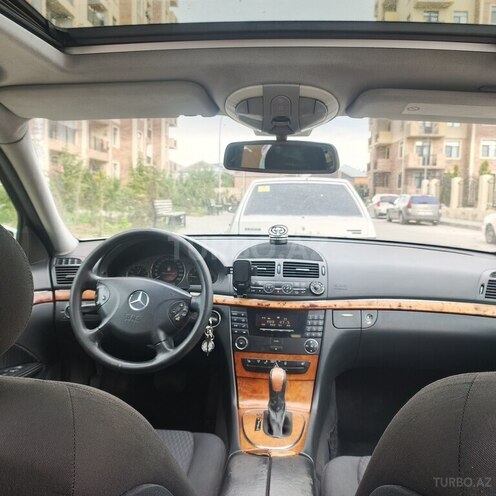 Mercedes E 220 d 2002, 680,000 km - 2.2 l - Bakı