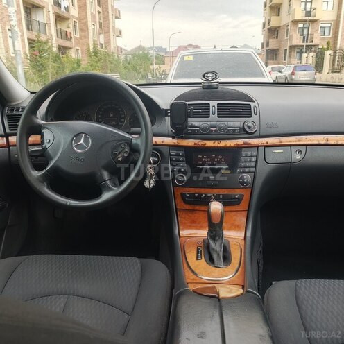 Mercedes E 220 d 2002, 680,000 km - 2.2 l - Bakı