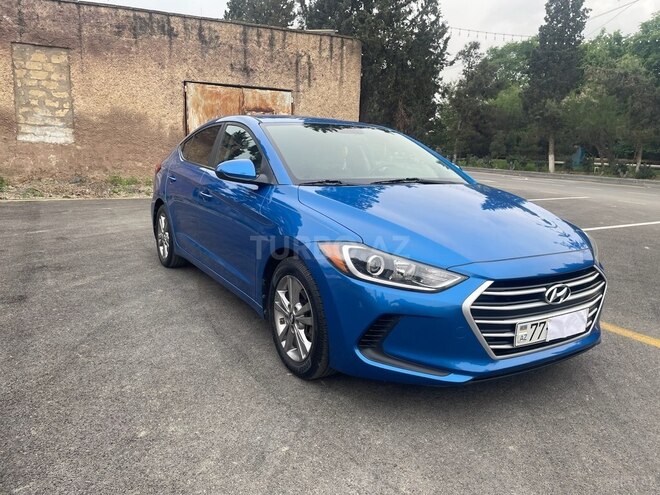 Hyundai Elantra 2016, 198,214 km - 2.0 л - Şirvan