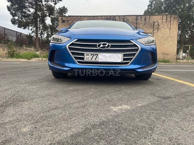 Hyundai Elantra 2016, 198,214 km - 2.0 л - Şirvan