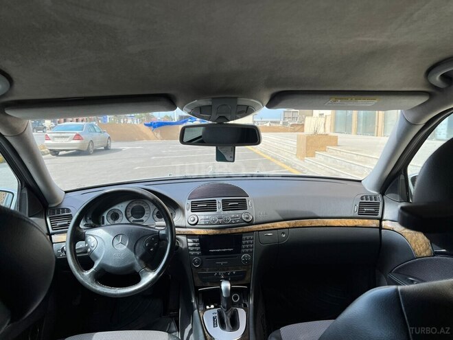 Mercedes E 220 d 2005, 330,000 km - 2.2 л - Bakı