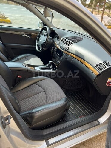 Mercedes E 220 d 2005, 330,000 km - 2.2 л - Bakı