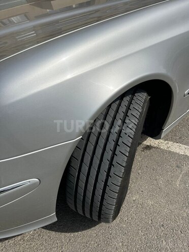 Mercedes E 220 d 2005, 330,000 km - 2.2 л - Bakı