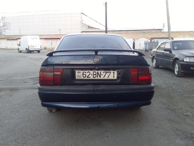 Opel Vectra 1994, 598,342 km - 1.7 l - Zaqatala