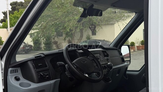 Ford Transit 2010, 182,000 km - 2.4 л - Bakı