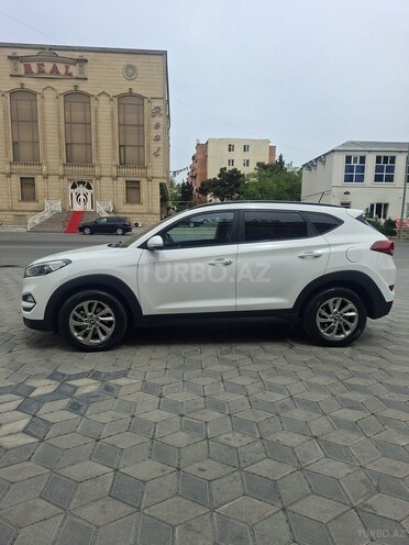 Hyundai Tucson 2016, 111,190 km - 1.7 л - Bakı