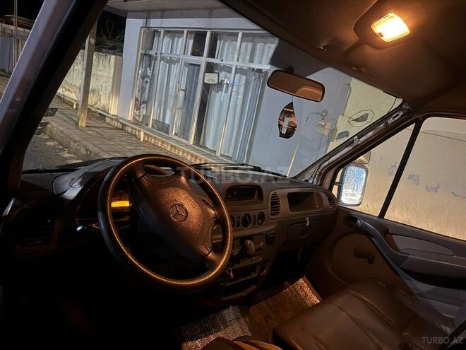 Mercedes Sprinter 210 2002, 530,000 km - 2.2 l - Astara