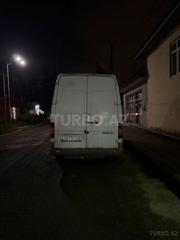 Mercedes Sprinter 210 2002, 530,000 km - 2.2 l - Astara