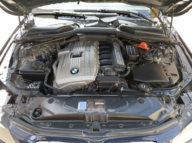 BMW 525 2007, 350,000 km - 3.0 л - Şirvan