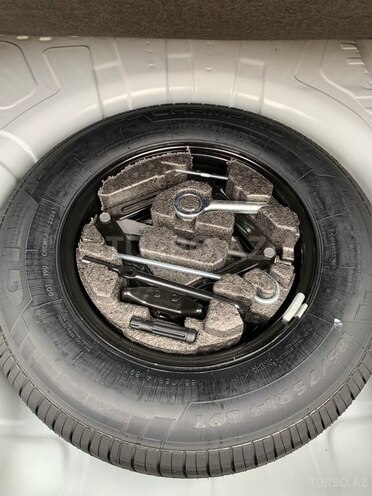 Chevrolet Cobalt-10