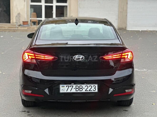 Hyundai Elantra 2019, 96,000 km - 2.0 л - Bakı