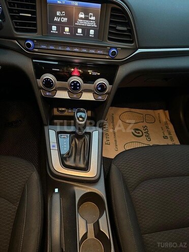 Hyundai Elantra 2019, 96,000 km - 2.0 л - Bakı