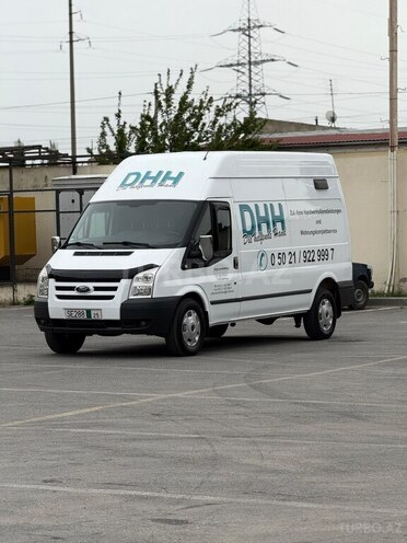 Ford Transit-3
