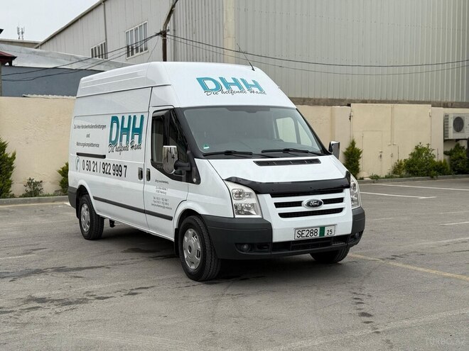 Ford Transit-5