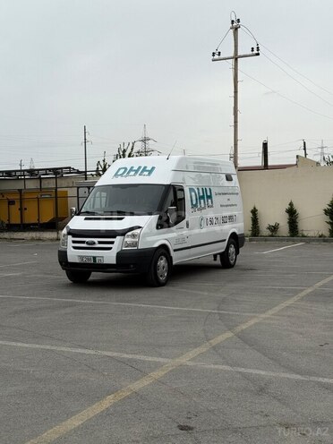 Ford Transit-1