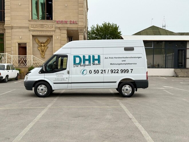 Ford Transit-7