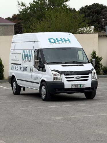 Ford Transit-4