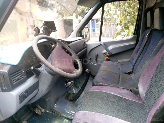 Mercedes Sprinter 208 1997, 672,762 km - 2.4 l - Şirvan