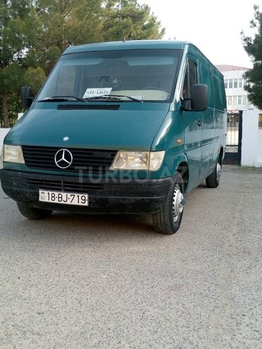 Mercedes Sprinter 208 1997, 672,762 km - 2.4 l - Şirvan