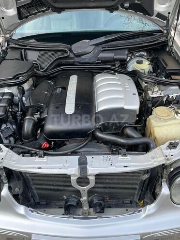 Mercedes E 270 1999, 475,383 km - 2.7 l - Bakı