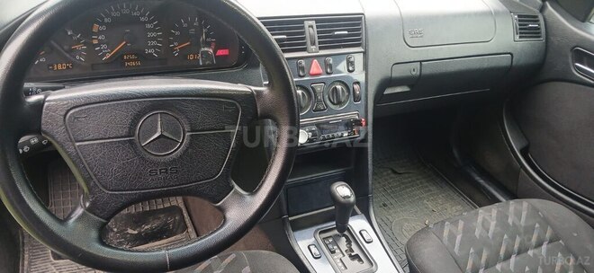 Mercedes C 180 1998, 340,164 km - 1.8 l - Zaqatala