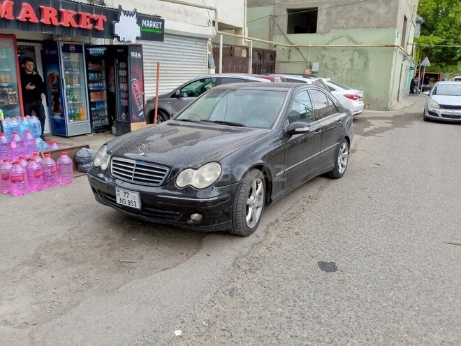 Mercedes C 220 2006, 240,324 km - 2.2 л - Bakı
