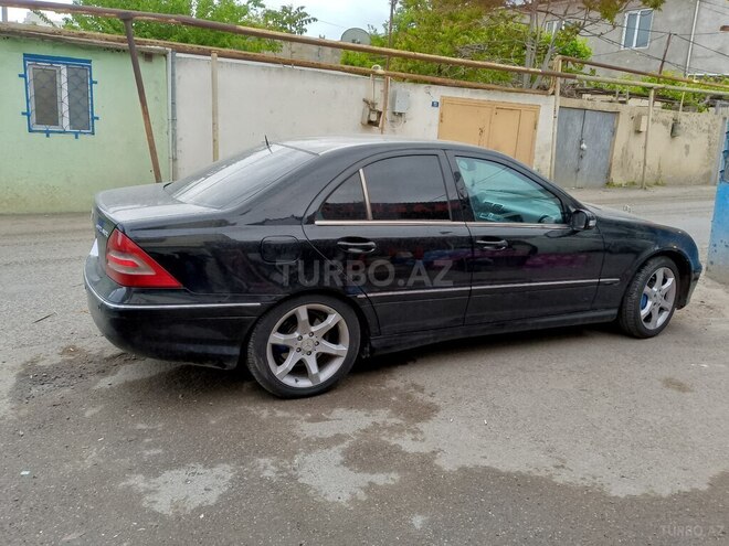 Mercedes C 220 2006, 240,324 km - 2.2 л - Bakı