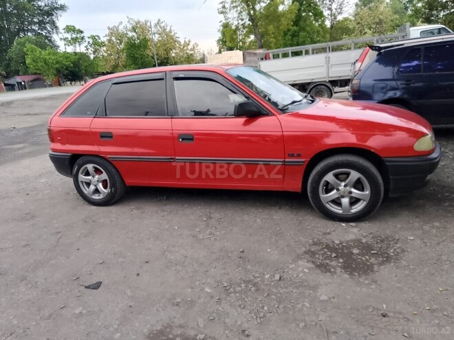 Opel Astra 1993, 312,703 km - 1.8 l - Zaqatala