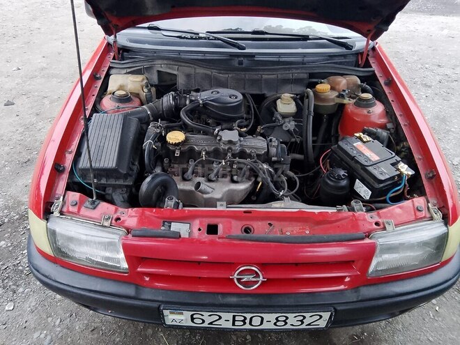 Opel Astra 1993, 312,703 km - 1.8 l - Zaqatala