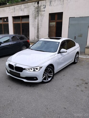 BMW 320-4