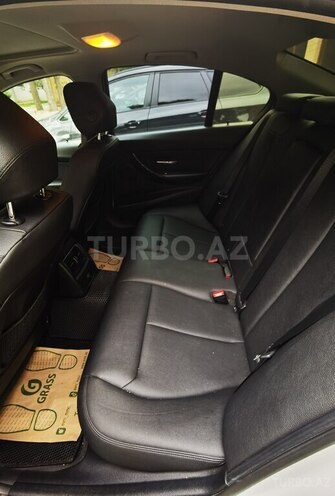 BMW 320-9