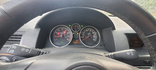 Opel Astra 2009, 150,000 km - 1.4 l - Şəki