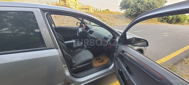 Opel Astra 2009, 150,000 km - 1.4 l - Şəki