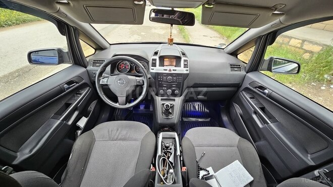 Opel Zafira 2009, 249,833 km - 1.7 l - Şamaxı
