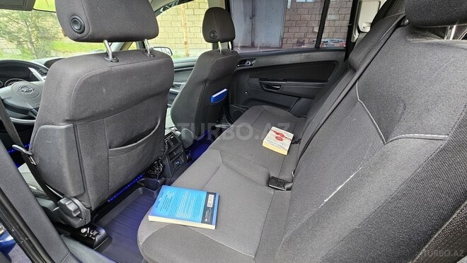 Opel Zafira 2009, 249,833 km - 1.7 l - Şamaxı