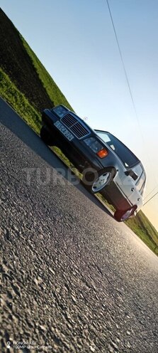 Mercedes E 220 d 1995, 425,800 km - 2.2 l - Bakı