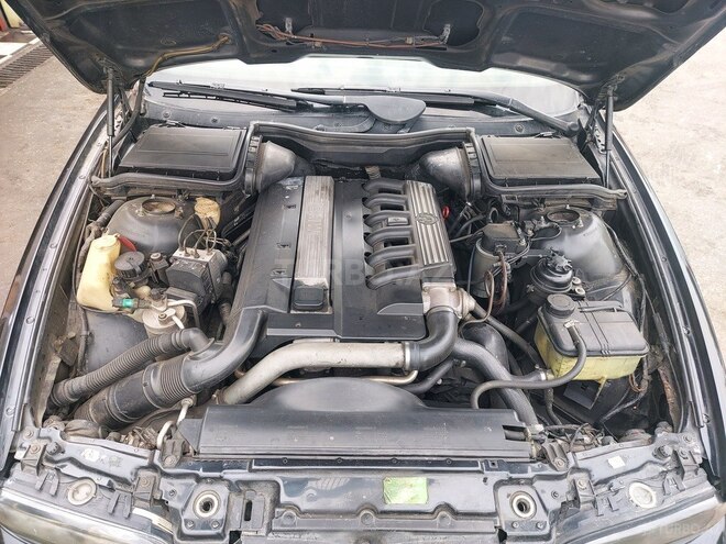 BMW 525 1999, 349,000 km - 2.5 л - Bakı