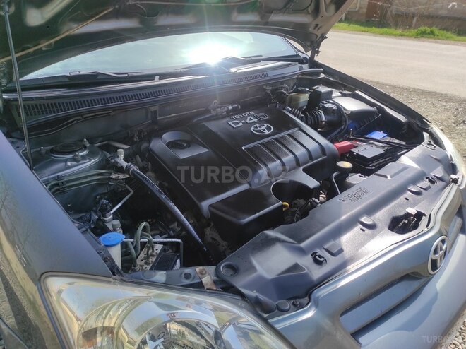 Toyota Corolla 2006, 271,000 km - 1.4 l - İmişli