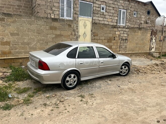 Opel Vectra 1998, 414,000 km - 2.0 l - Bakı