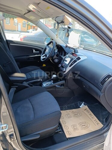 Kia Ceed 2010, 230,000 km - 1.6 л - Bakı