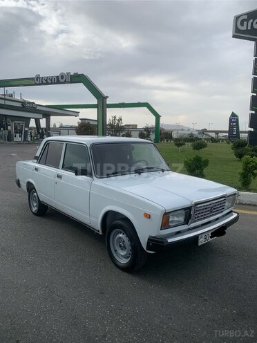 LADA (VAZ) 2107 2005, 75,000 km - 1.6 l - Salyan