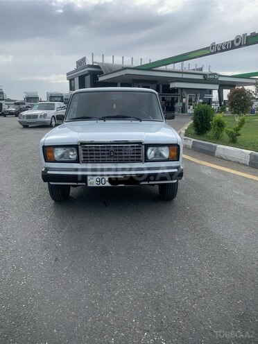 LADA (VAZ) 2107 2005, 75,000 km - 1.6 l - Salyan