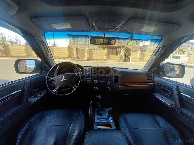 Mitsubishi Pajero 2012, 174,000 km - 3.5 л - Bakı