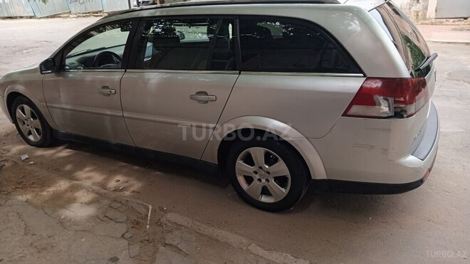 Opel Vectra 2003, 344,000 km - 2.2 l - Zaqatala