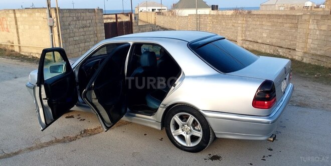 Mercedes C 240 1998, 300,000 km - 2.4 l - Sumqayıt